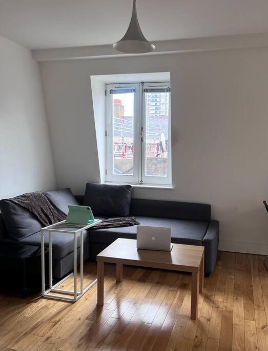 Central , Bright And Modern Flat Up To 4 People Londen Buitenkant foto
